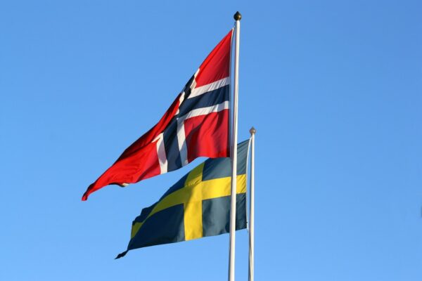 flags-2417670_19201
