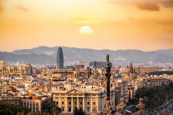 spain-alibaba-introduces-miravia-a-lifestyle-fashion-and-food-marketplace-1